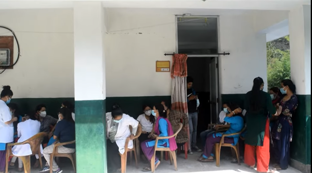 आ'न्दोलनरत बेनी अ'स्पतालका कर्मचारी